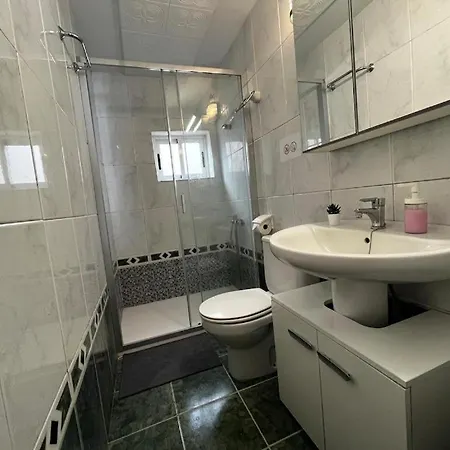 Pensjonat Guestready - Tenerife 3*