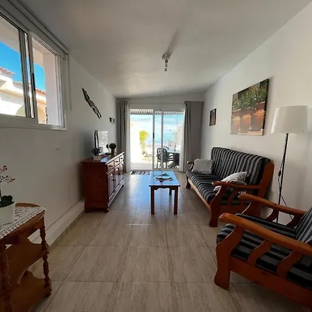 Гостевой дом Guestready - Tenerife Такоронте